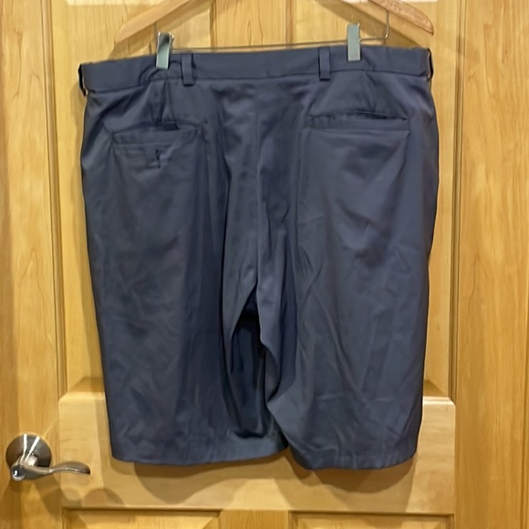 Cypress Club gray shorts size W40 inseam 11 inches - Picture 5 of 7